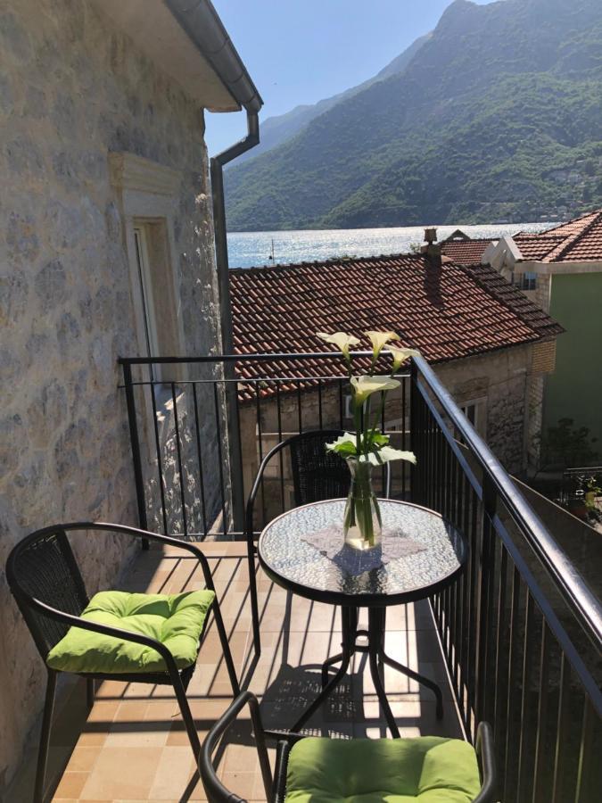 Pavle Apartmani Risan Exteriör bild
