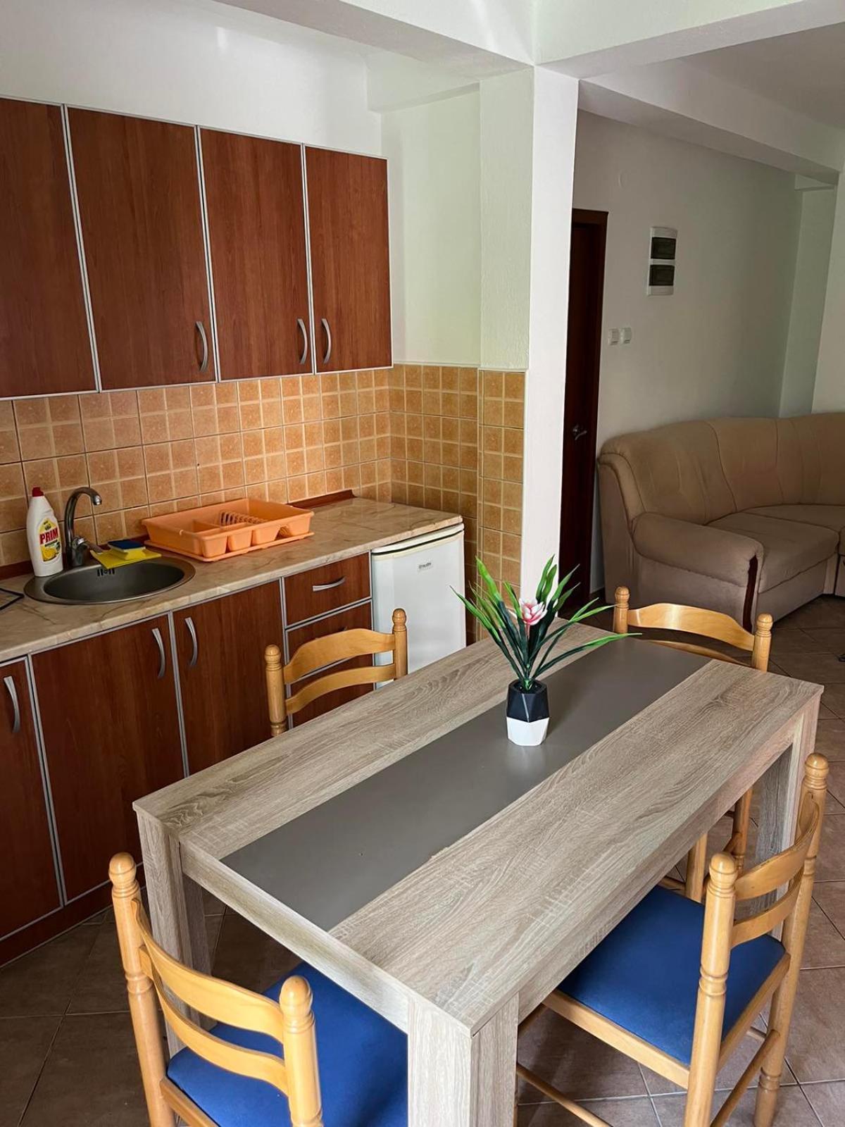 Pavle Apartmani Risan Exteriör bild